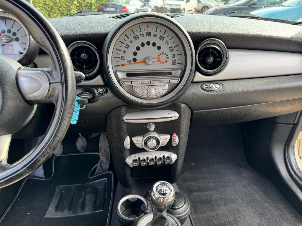 MINI Cabrio Mini 1.6 16V Cooper Cabrio - 10