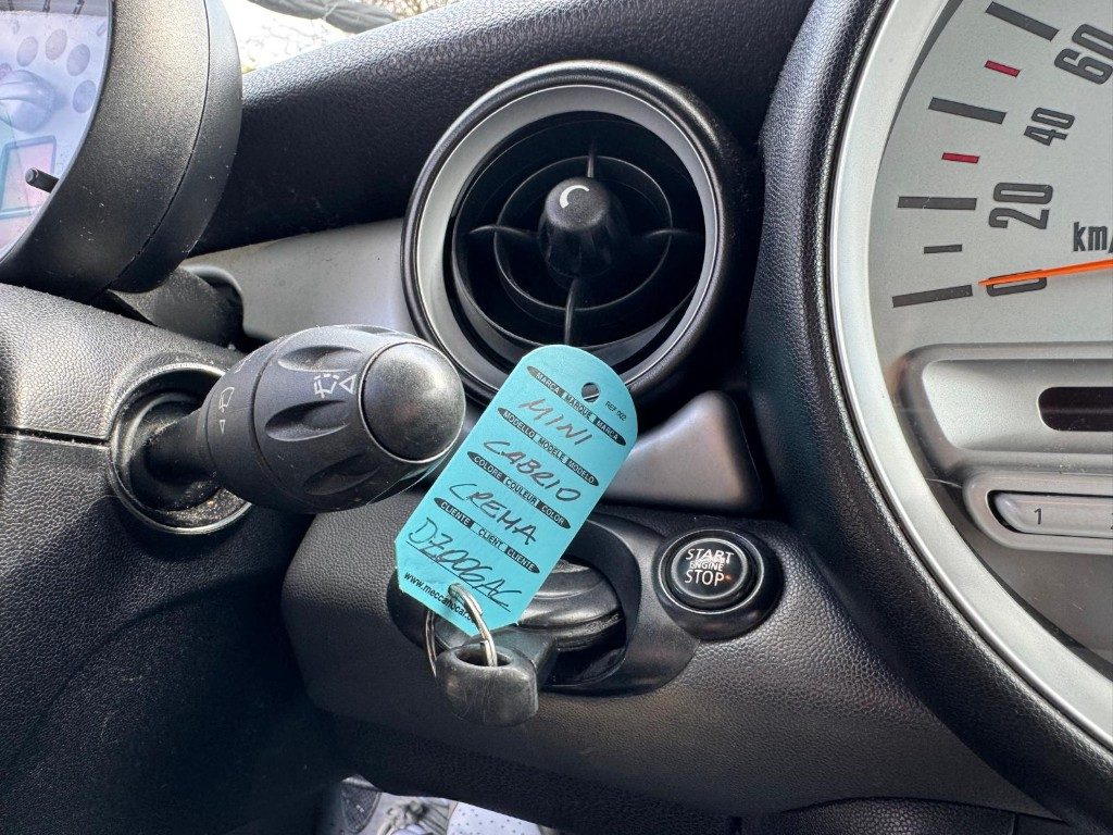 MINI Cabrio Mini 1.6 16V Cooper Cabrio - 12