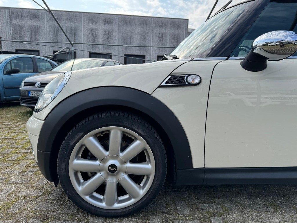 MINI Cabrio Mini 1.6 16V Cooper Cabrio - 16