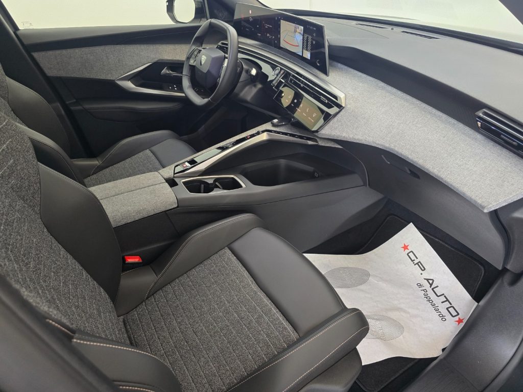 PEUGEOT 3008 Hybrid 145CV e-DCS6 Allure - 24