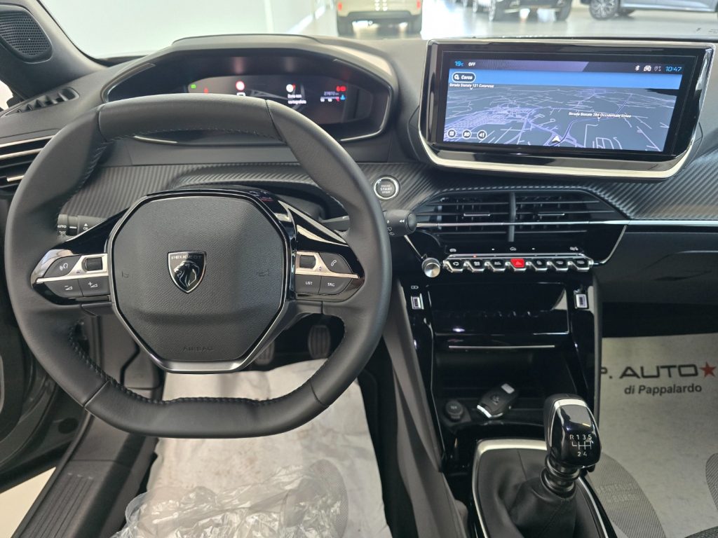 PEUGEOT 2008 PureTech 100 S&S Allure - 10