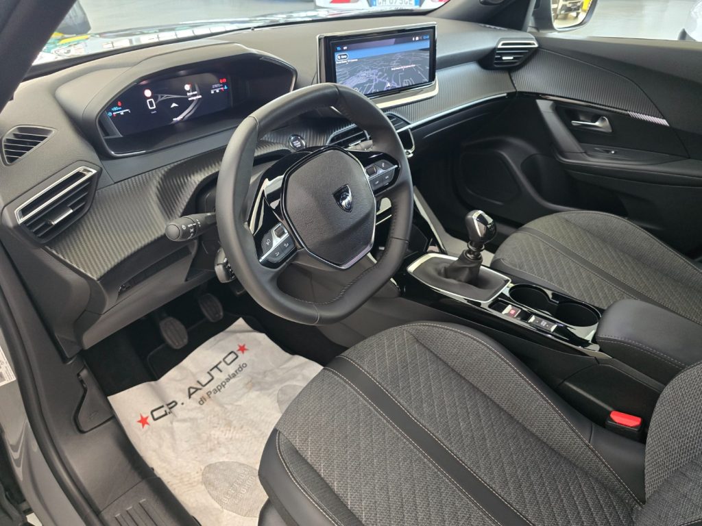 PEUGEOT 2008 PureTech 100 S&S Allure - 21