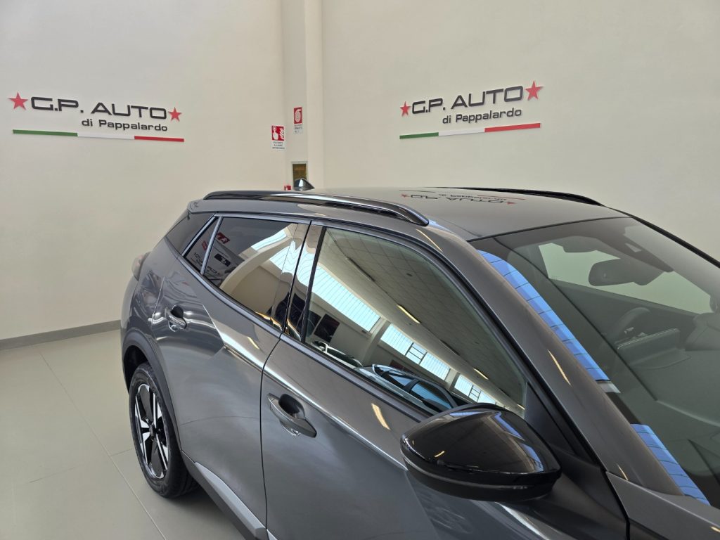 PEUGEOT 2008 PureTech 100 S&S Allure - 27