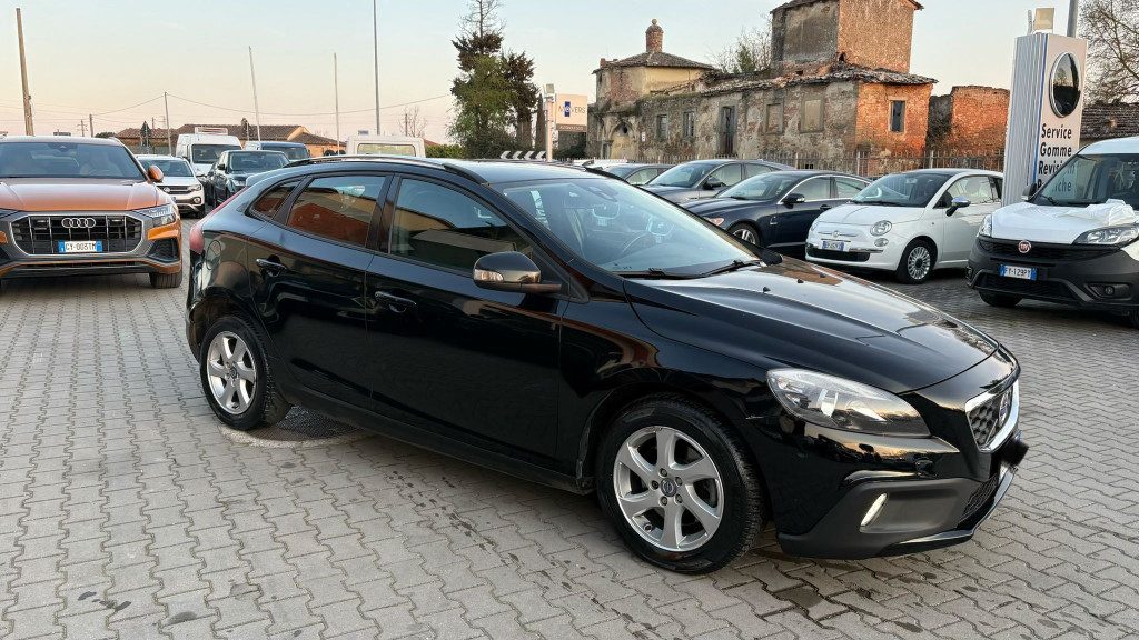 VOLVO V40 Cross Country D2 1.6 Powershift Business - 2