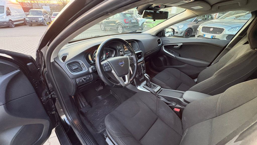 VOLVO V40 Cross Country D2 1.6 Powershift Business - 7