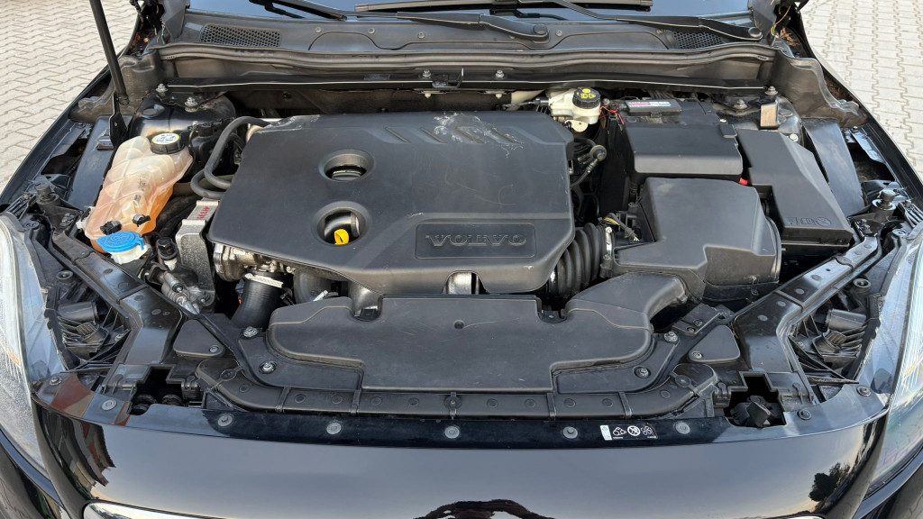 VOLVO V40 Cross Country D2 1.6 Powershift Business - 16