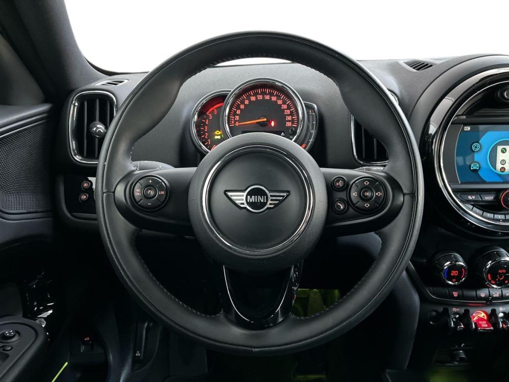 MINI Countryman 2.0 Cooper D Hype Countryman ALL4 - 11