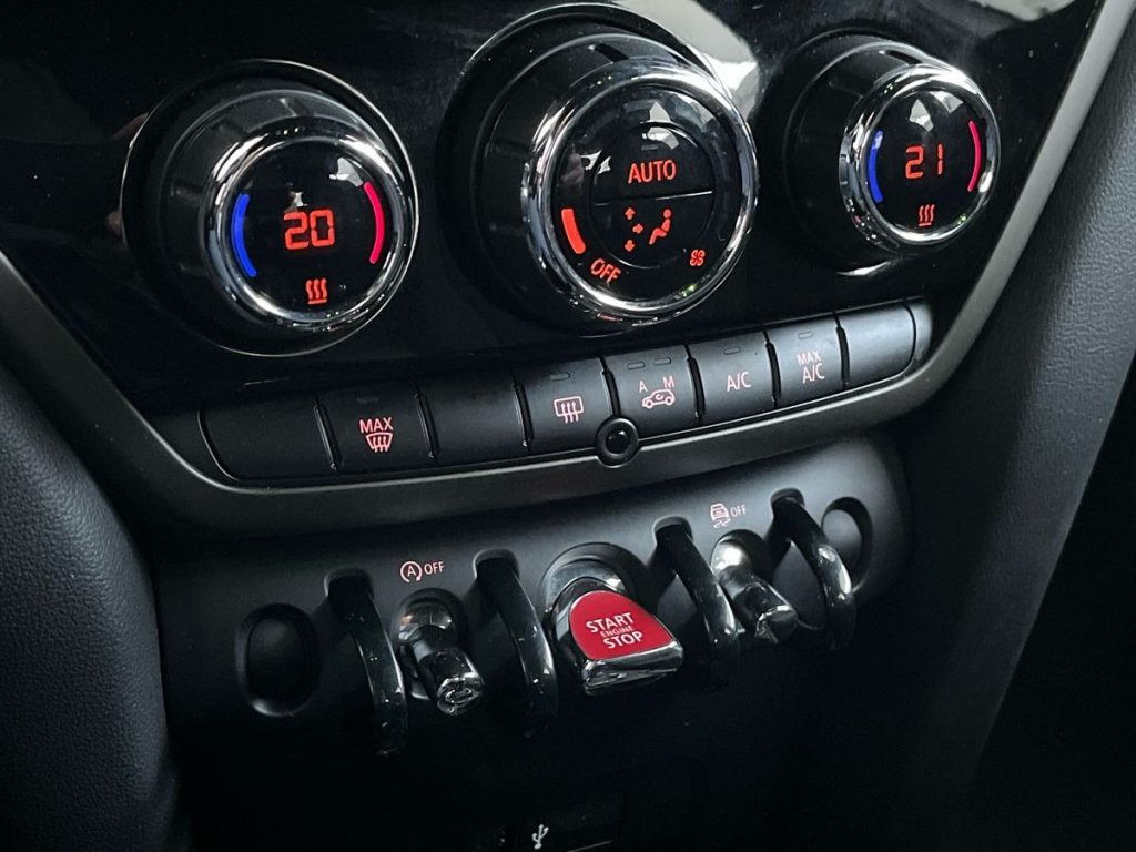 MINI Countryman 2.0 Cooper D Hype Countryman ALL4 - 13