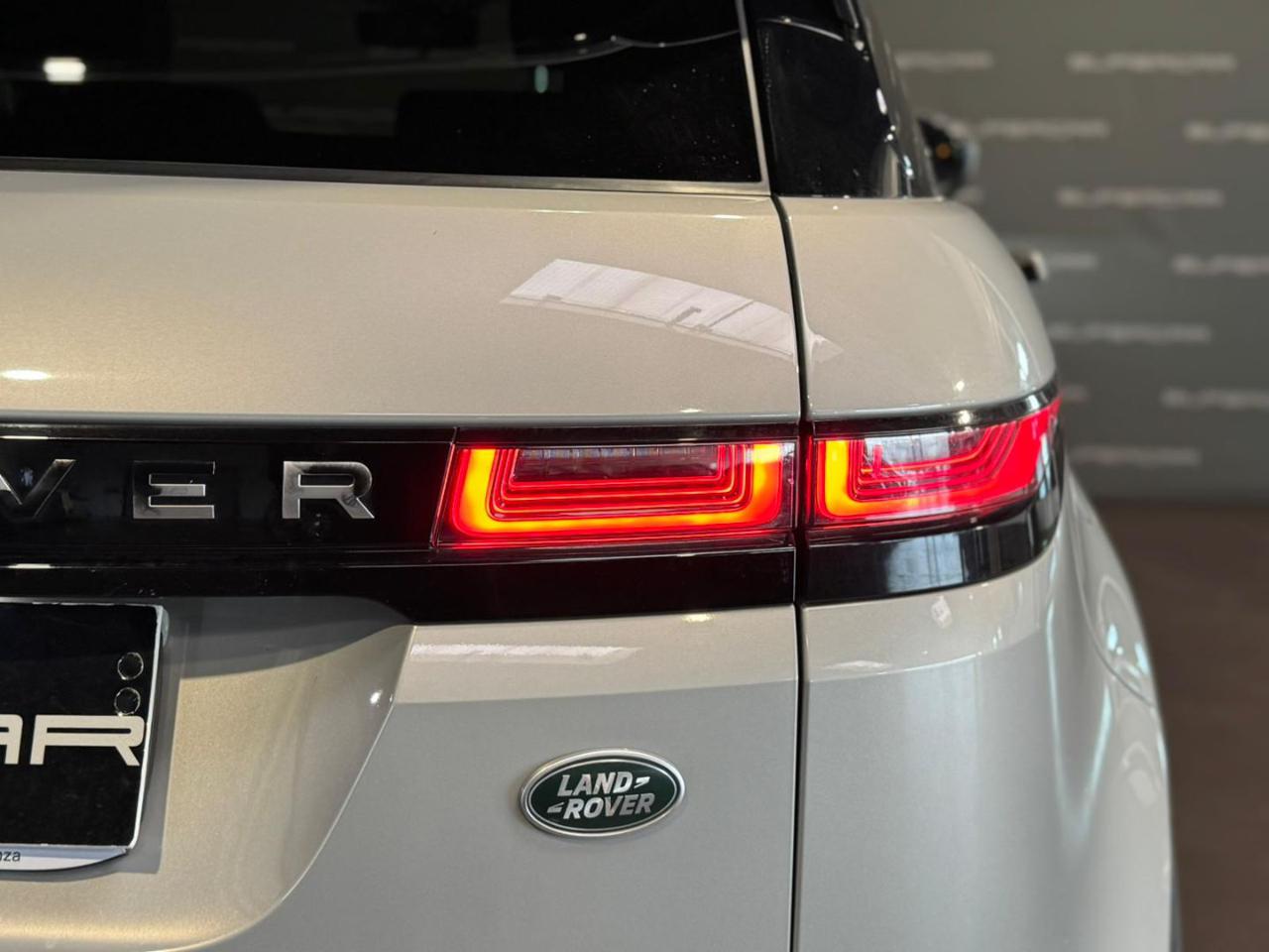 LAND ROVER Range Rover Evoque 2.0D I4 180 CV AWD Auto SE PER COMMERCIANTI - 6