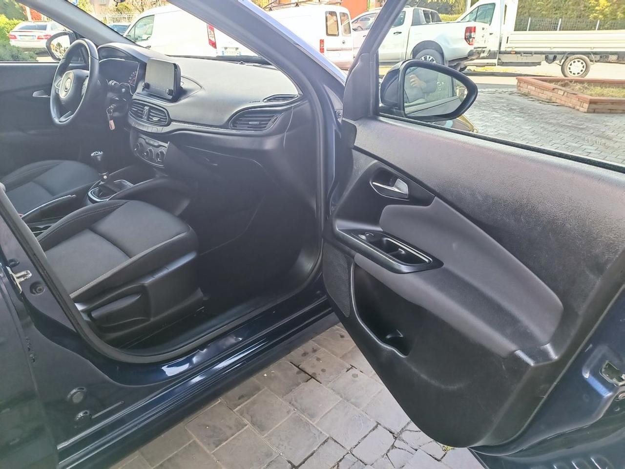 FIAT Tipo 1.3 Mjt S&S SW Mirror - 14