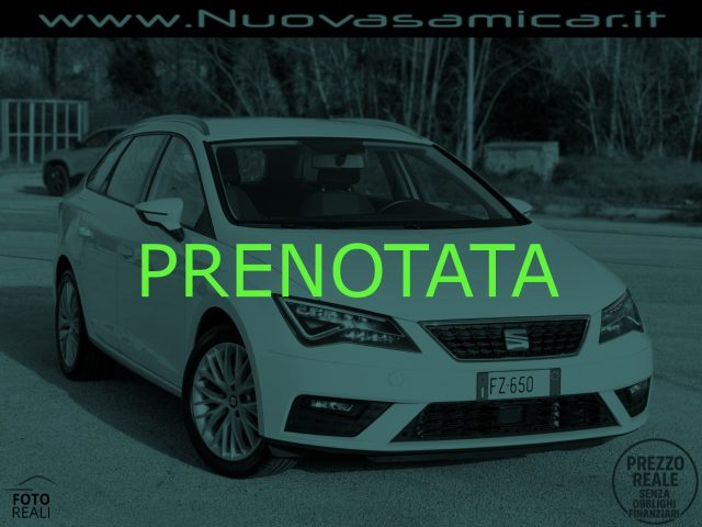 SEAT Leon Bianco pastello