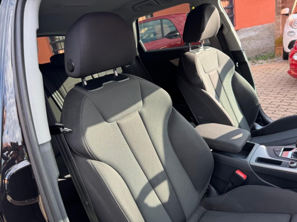 AUDI A4 Avant 40 TFSI S tronic S-line Edition - 15