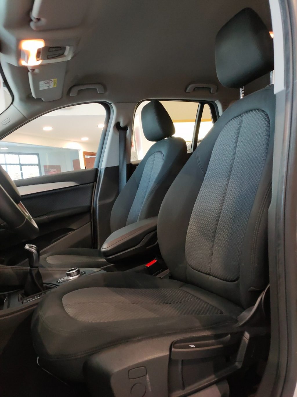 BMW X1 S Drive 16d Business Sport Navi Park Assist - 12