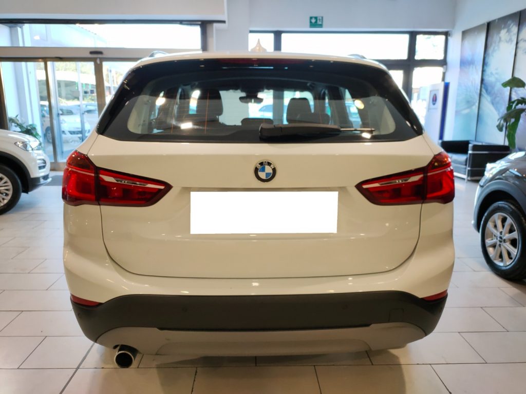 BMW X1 S Drive 16d Business Sport Navi Park Assist - 5