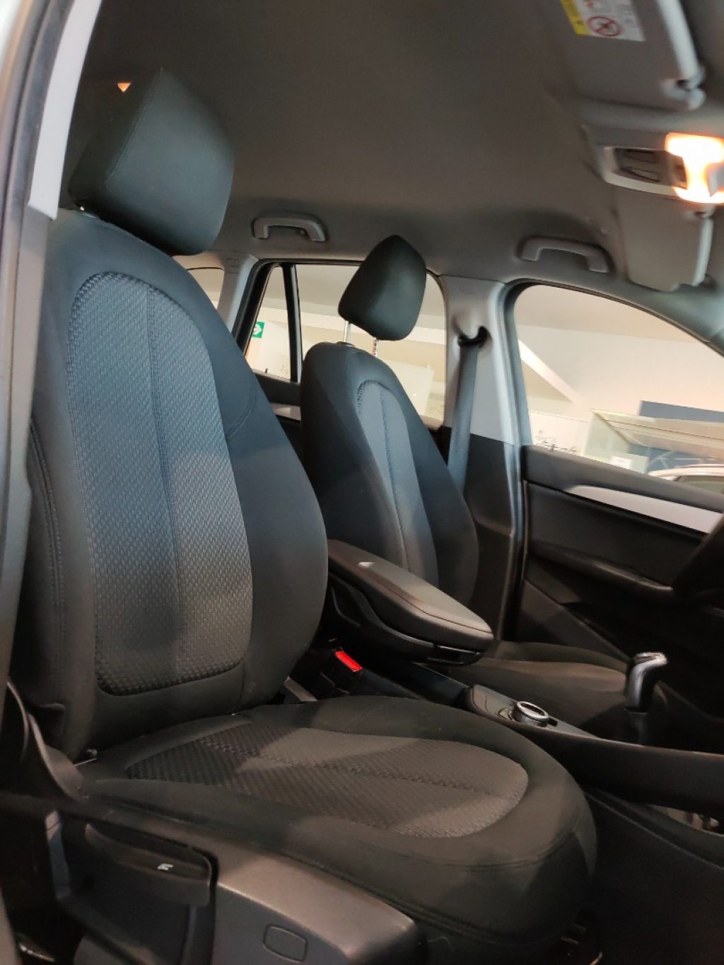 BMW X1 S Drive 16d Business Sport Navi Park Assist - 13