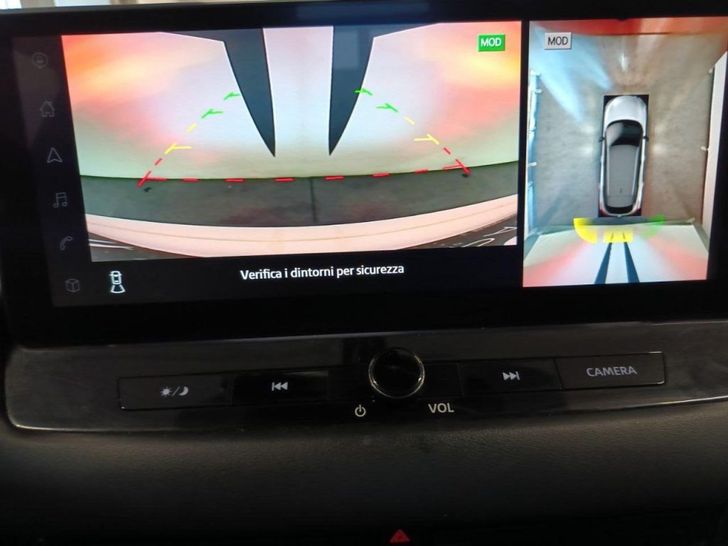 NISSAN Qashqai MHEV 140 CV N-Connecta - 15