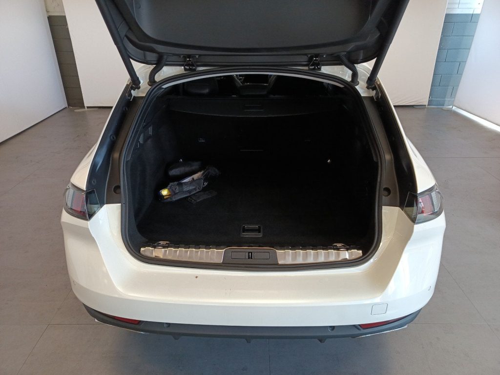 PEUGEOT 508 SW BlueHDi 130 Allure Pack SW S/S EAT8 - 10
