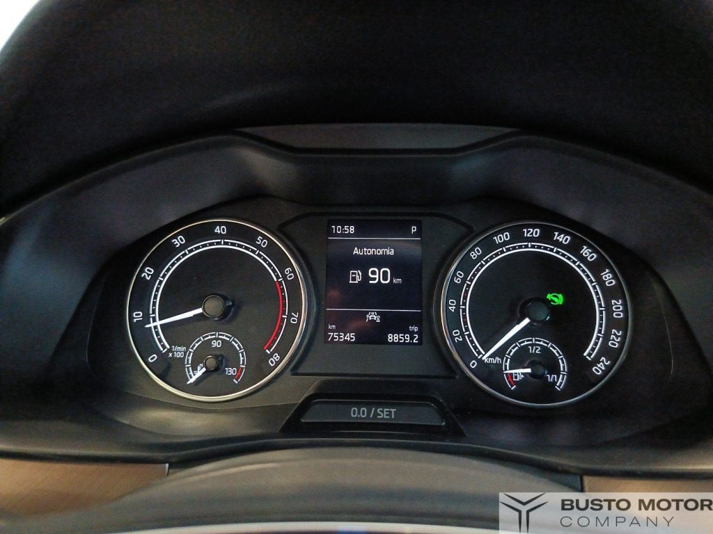 SKODA Kamiq Kamiq 1.5 tsi Black Dots 150cv dsg - 12