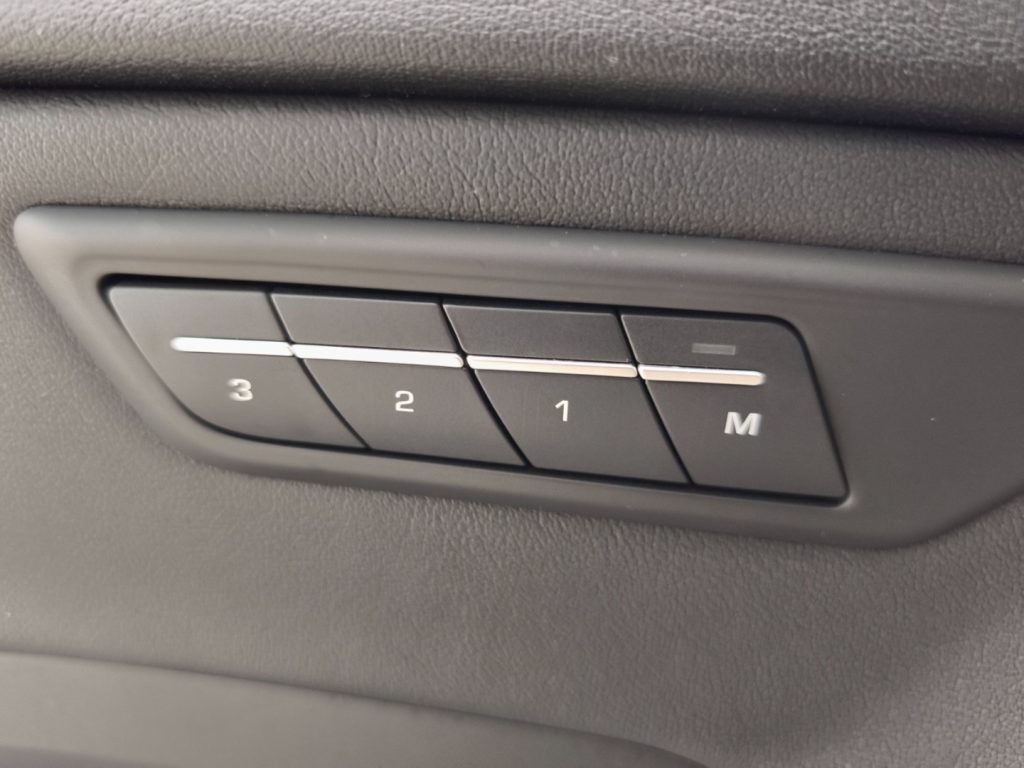 JAGUAR E-Pace 1.5 I3 160 CV Auto R-Dynamic Unico Propr. - 22