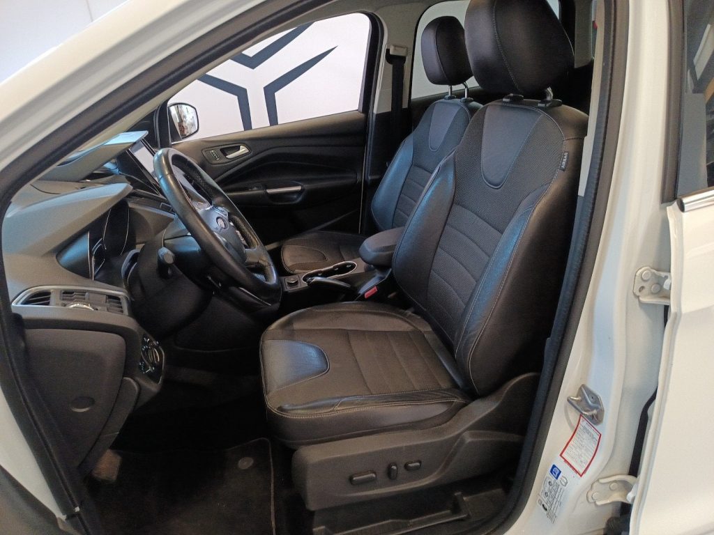 FORD Kuga Kuga 2.0 tdci Titanium 4wd s&s 150cv powershift E6 - 8