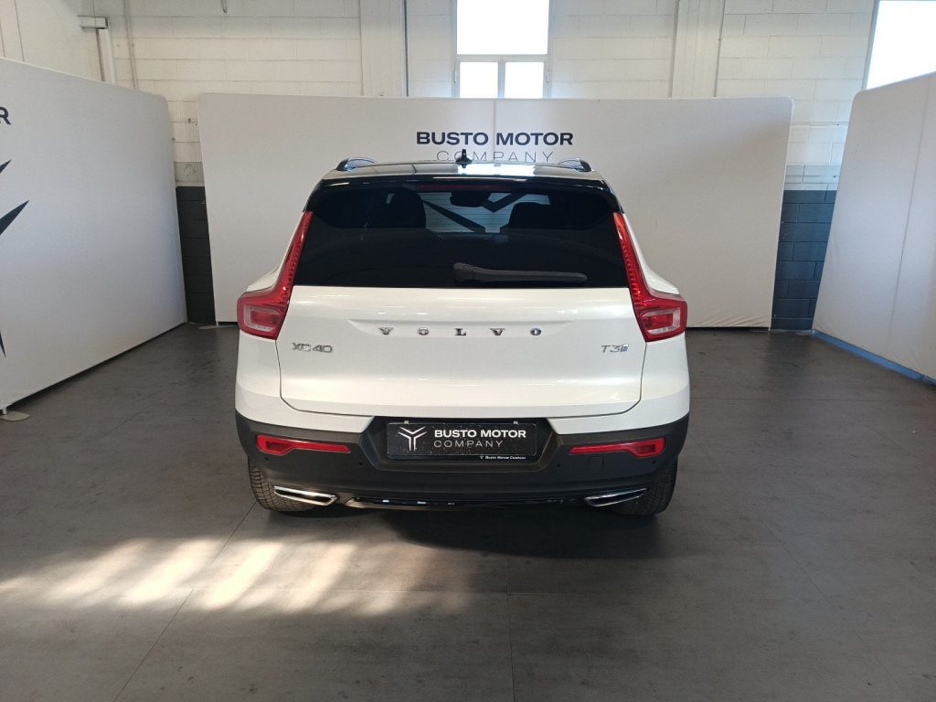 VOLVO XC40 XC40 1.5 t3 R-design 156cv - 5