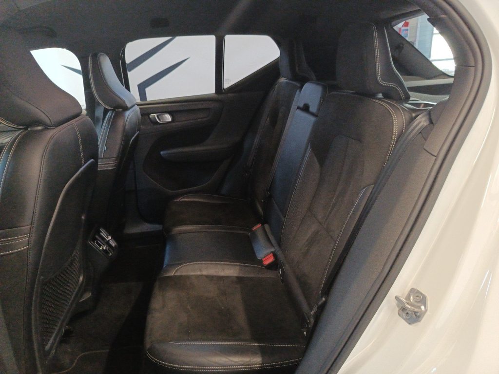 VOLVO XC40 XC40 1.5 t3 R-design 156cv - 9