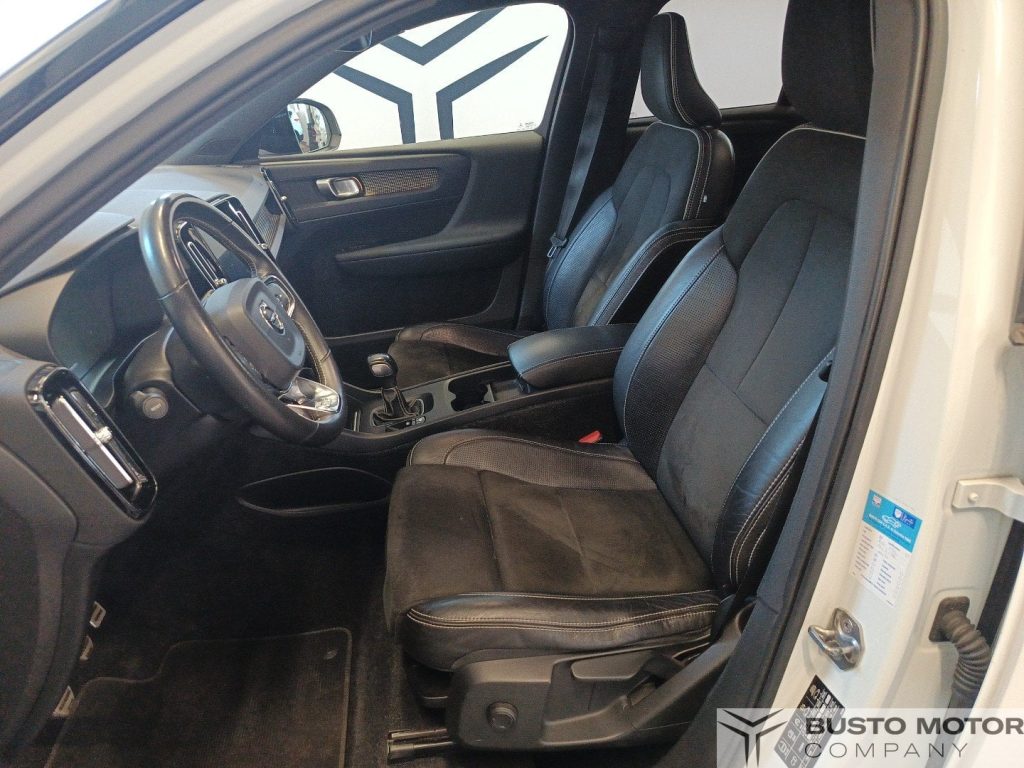 VOLVO XC40 XC40 1.5 t3 R-design 156cv - 8