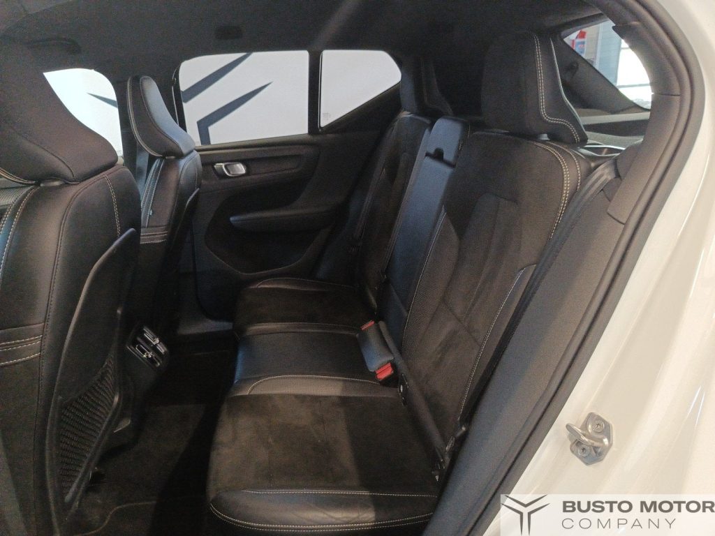 VOLVO XC40 XC40 1.5 t3 R-design 156cv - 9