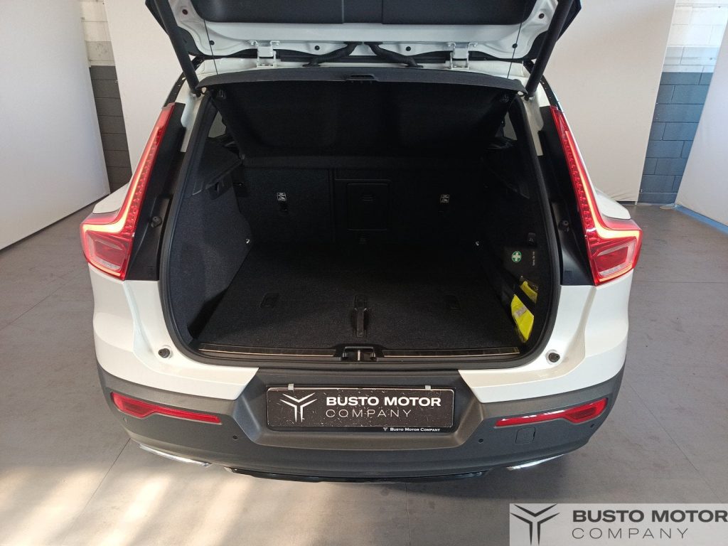 VOLVO XC40 XC40 1.5 t3 R-design 156cv - 10