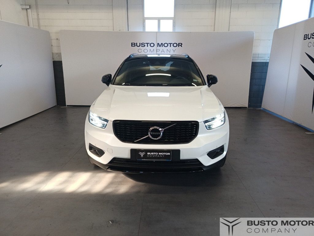 VOLVO XC40 XC40 1.5 t3 R-design 156cv - 2