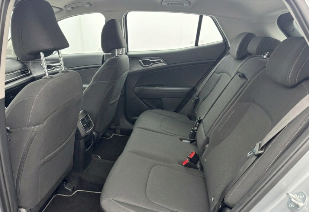 KIA Sportage 1.6 GDI MHEV LX FRESH Clima Navigatore Aziendale - 7