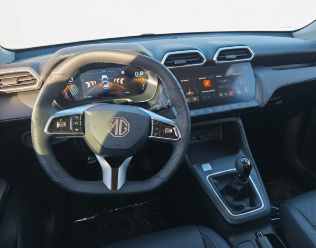 MG ZS 1.5 Navi Carplay Retrocamera - 8