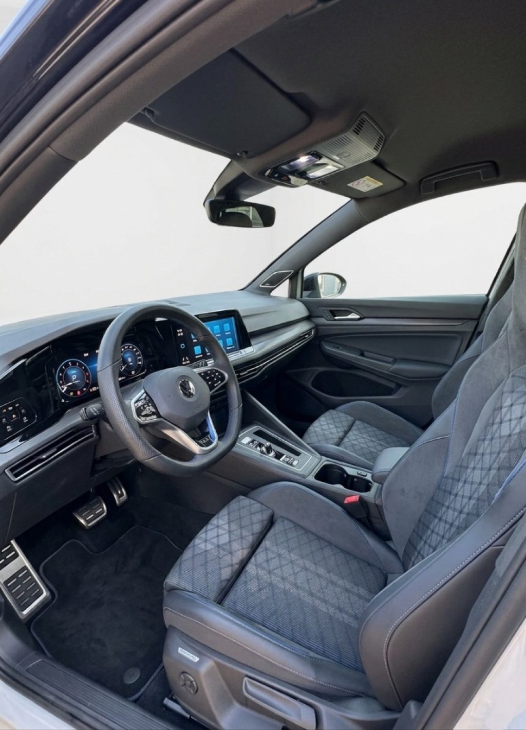 VOLKSWAGEN Tiguan 2.0 TDI 150 CV DSG R-Line Plus - 13