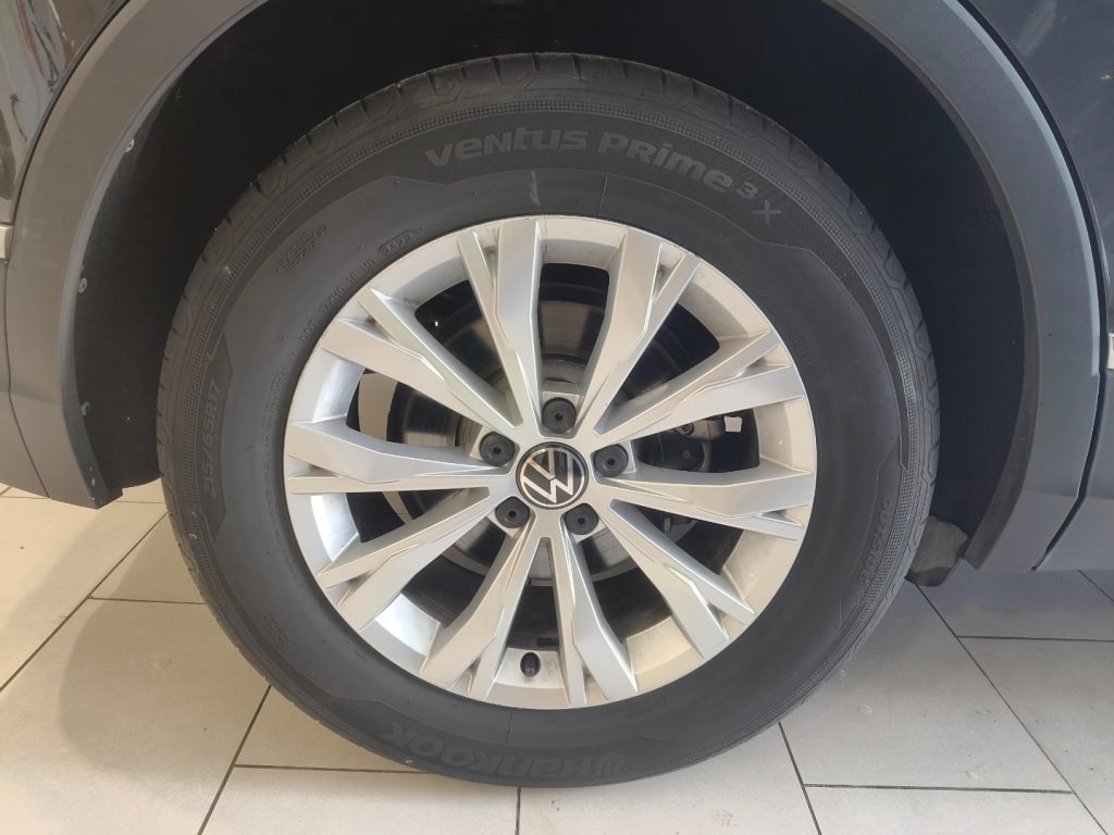 VOLKSWAGEN Tiguan 2.0 TDI Automatic DSG 150 CV Life 24 Mesi Garanzia - 8