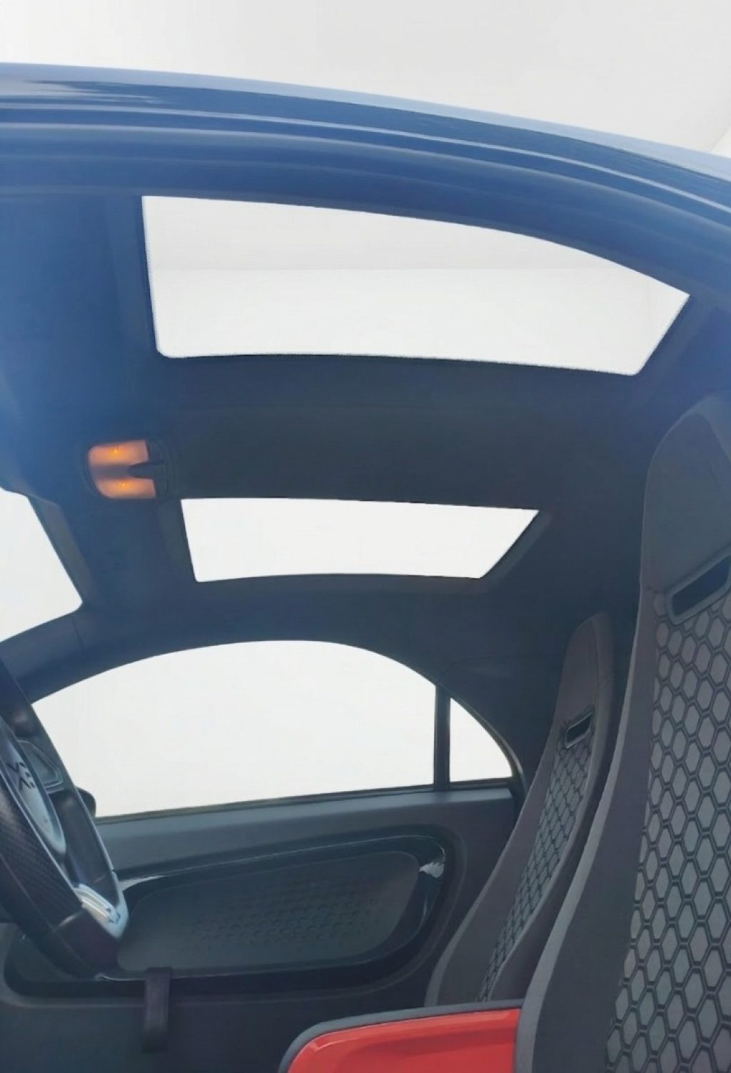 XEV YOYO Elettrica Clima Bluethoot Unico Proprietario - 13