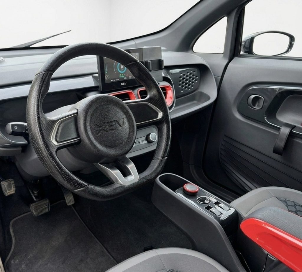 XEV YOYO Elettrica Clima Bluethoot Unico Proprietario - 8