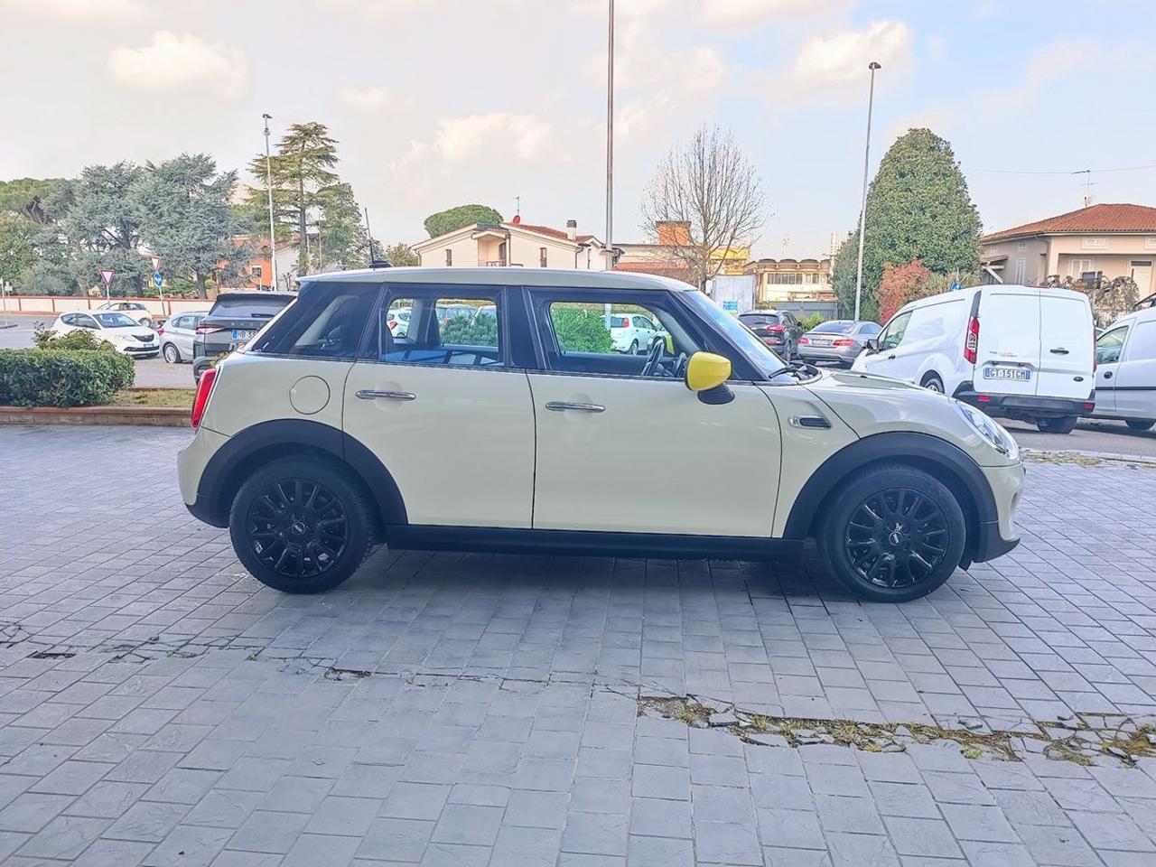 MINI One 1.5 One 75 CV 5 porte - 25