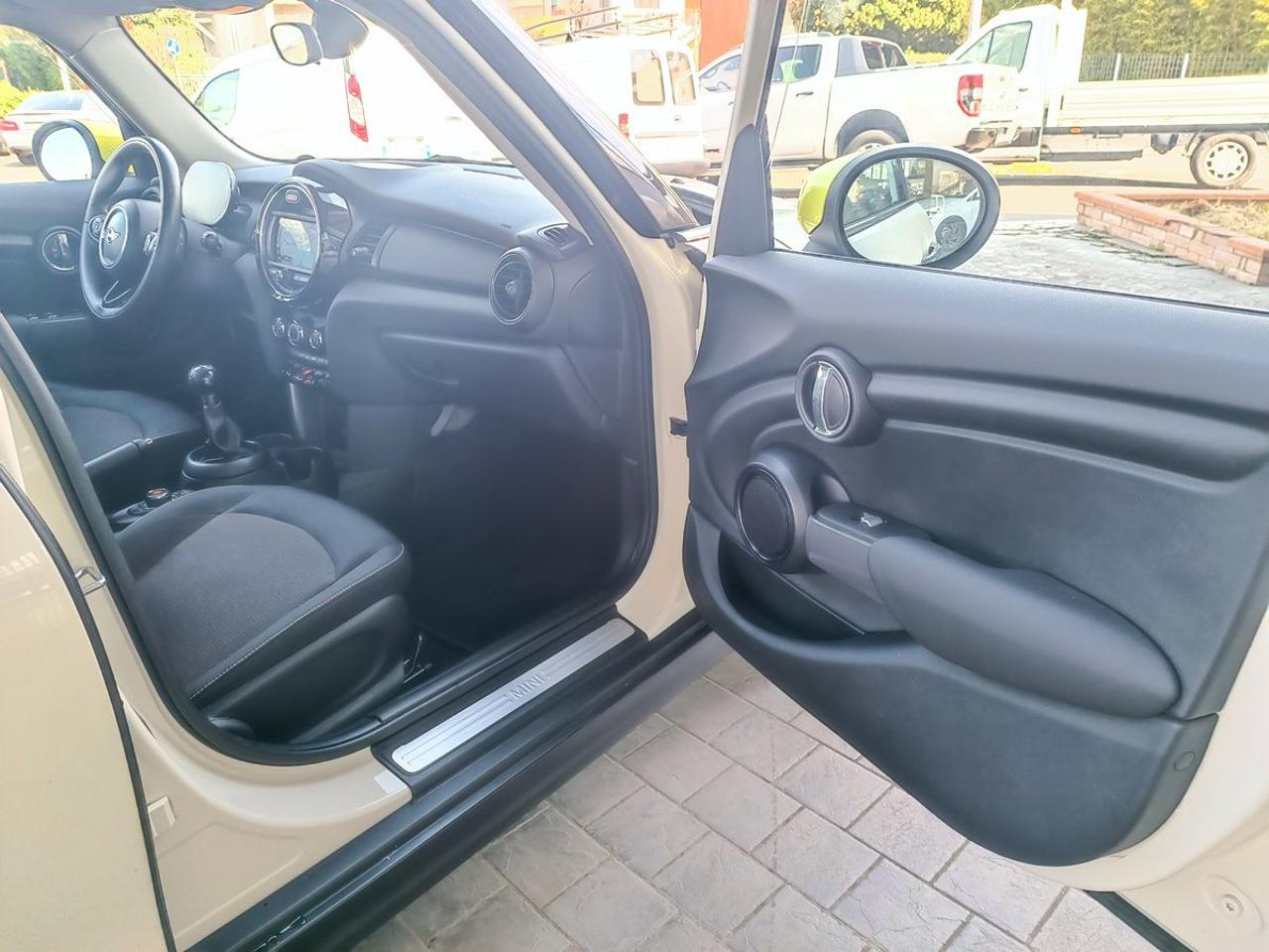 MINI One 1.5 One 75 CV 5 porte - 16