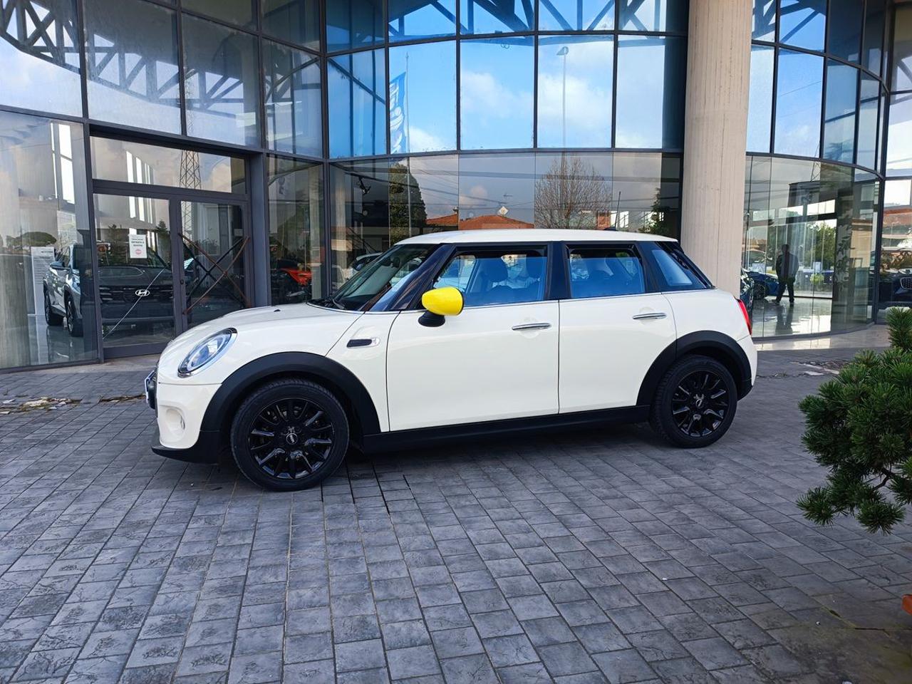 MINI One 1.5 One 75 CV 5 porte - 21