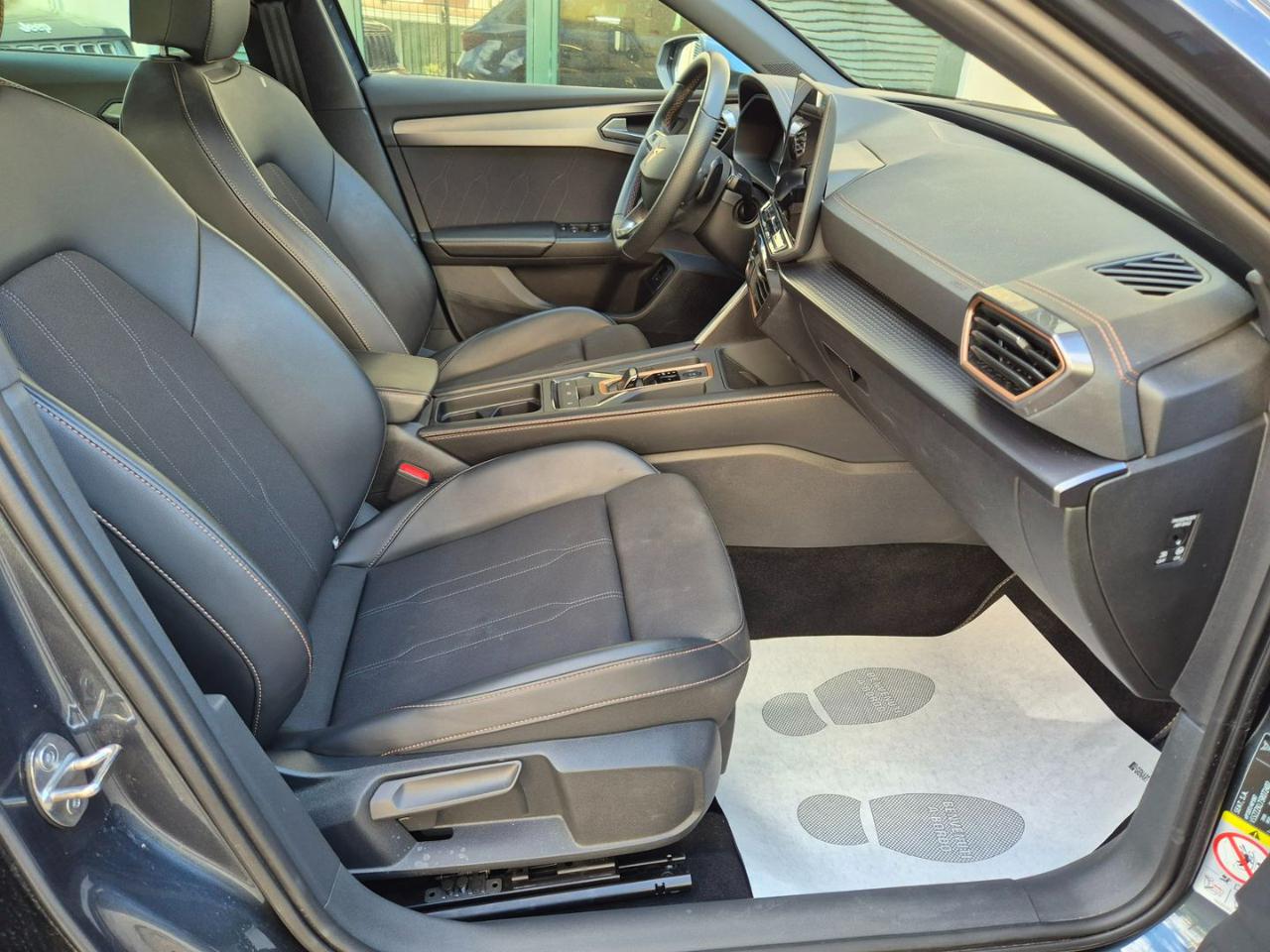 CUPRA Leon Sportstourer 2.0 TDI 150 CV DSG - 11