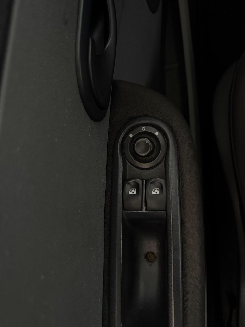 RENAULT Clio 1.2 16V 5 porte Luxe - 3