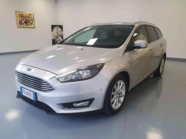 FORD Focus Argento metallizzato