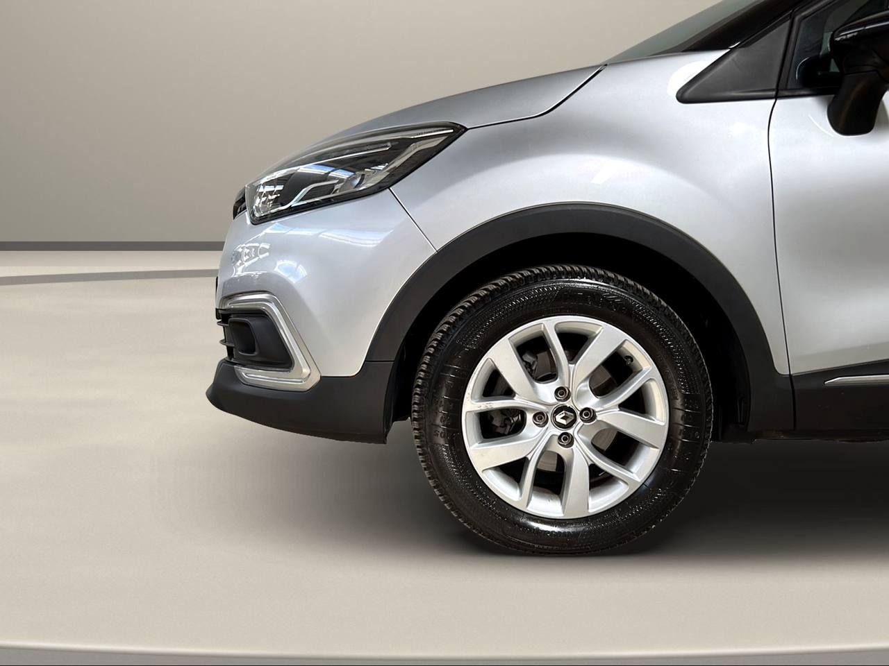 RENAULT Captur TCe 130 CV FAP Sport Edition - 40