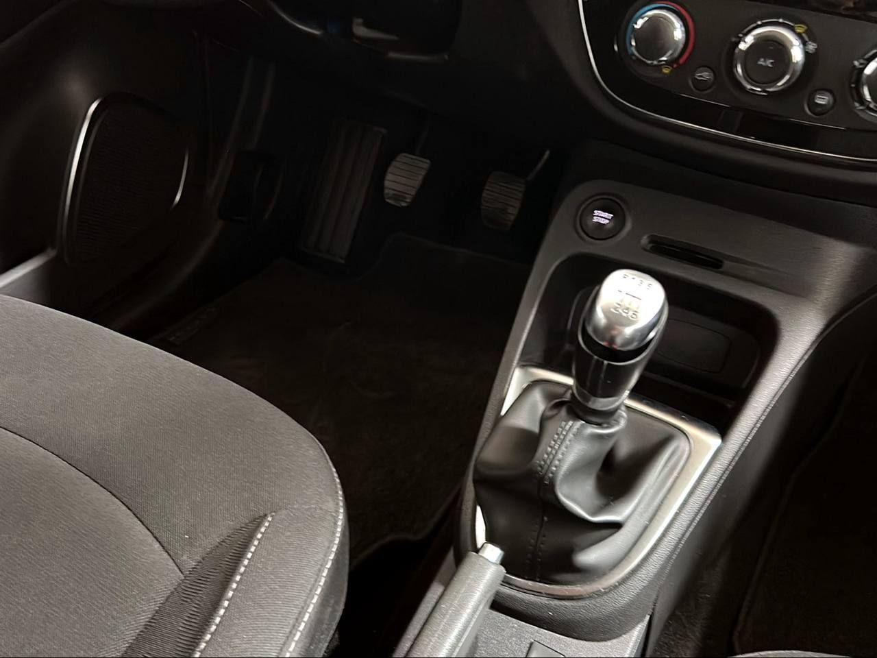 RENAULT Captur TCe 130 CV FAP Sport Edition - 25