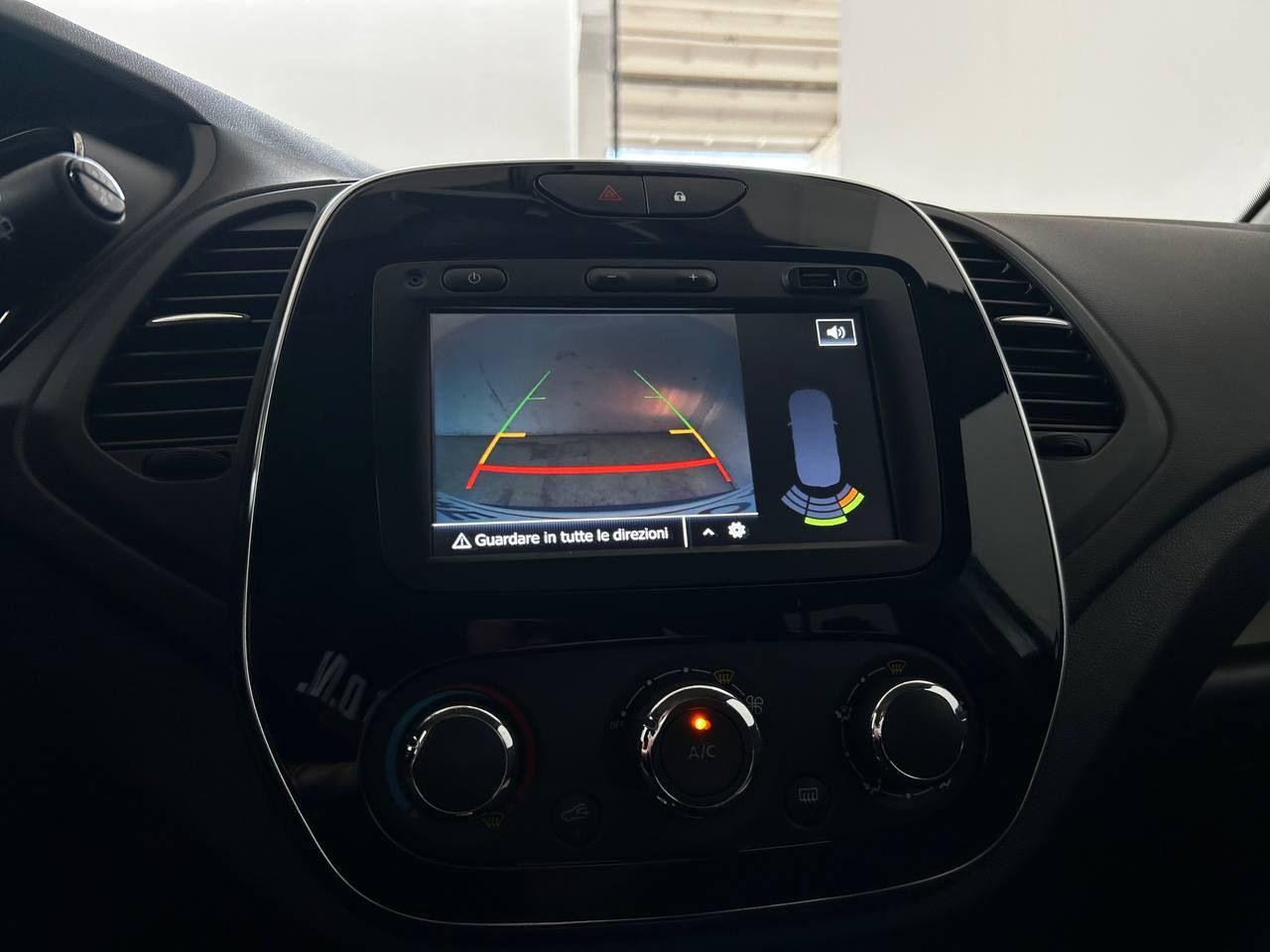RENAULT Captur TCe 130 CV FAP Sport Edition - 23