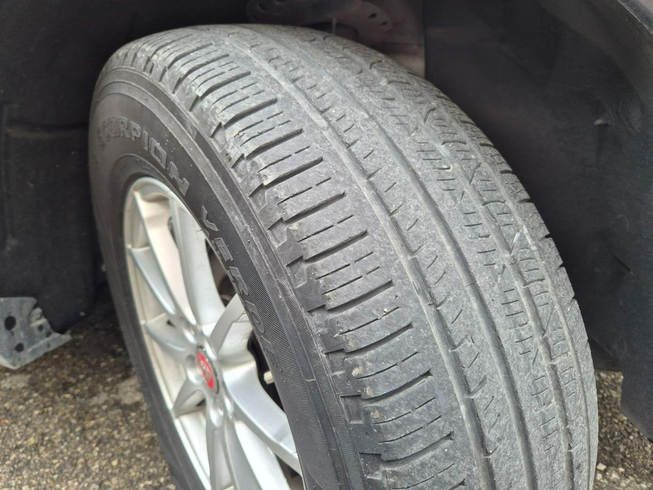 JAGUAR E-Pace 2.0D 150 CV AWD aut. - 19