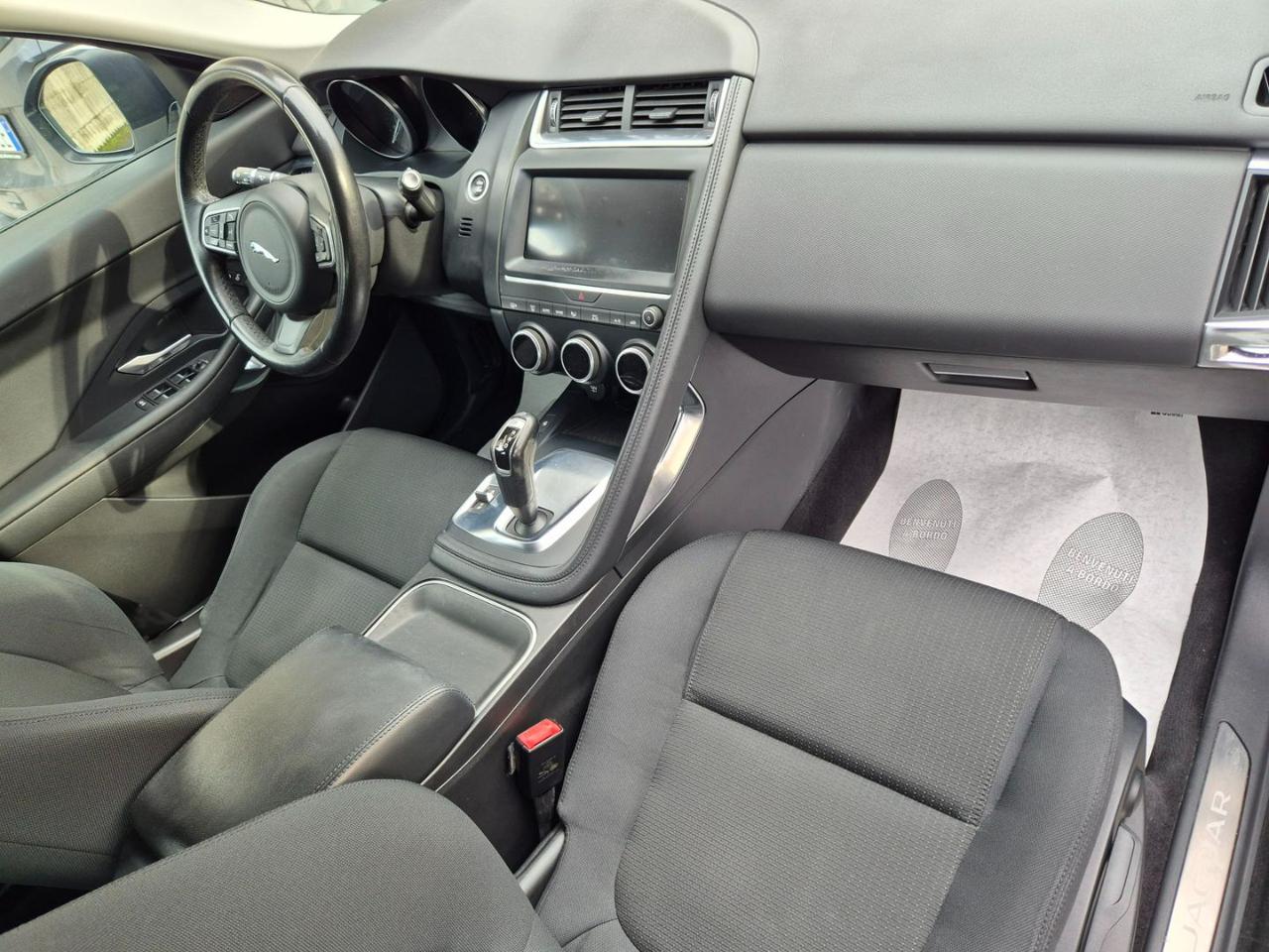 JAGUAR E-Pace 2.0D 150 CV AWD aut. - 15