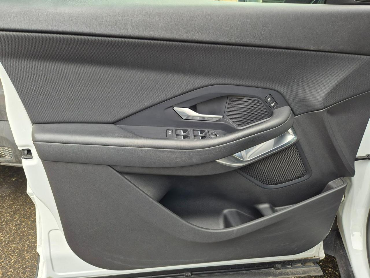 JAGUAR E-Pace 2.0D 150 CV AWD aut. - 12