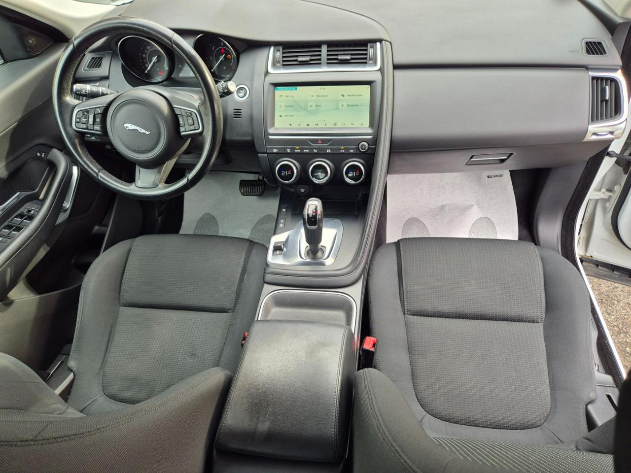 JAGUAR E-Pace 2.0D 150 CV AWD aut. - 16