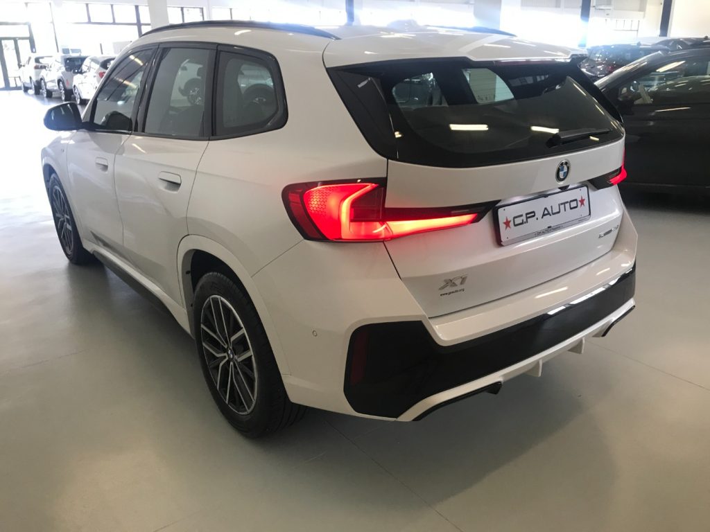 BMW X1 sDrive 18d Msport - 5